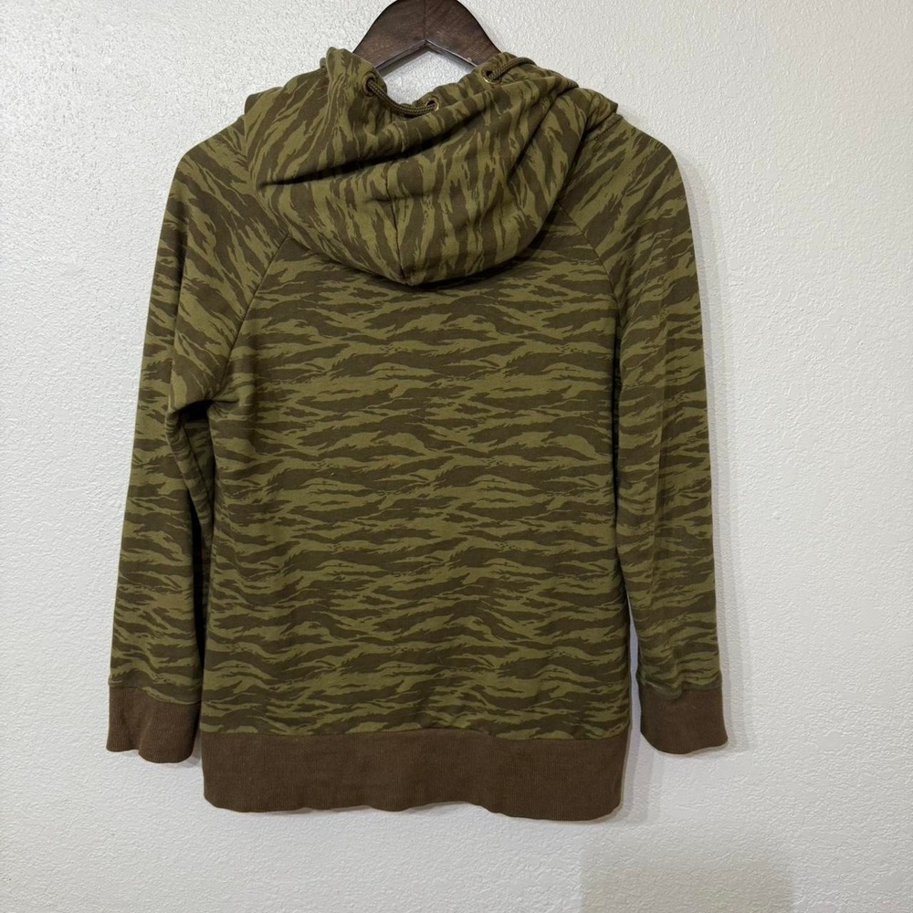 Eckored Green and brown camo zip up hoodie with a relaxed fit - Picture 2 of 3